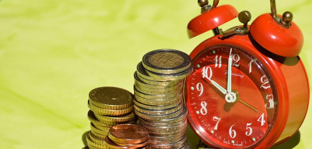 国債買うメリットとは何か、詳しく解説しますか？