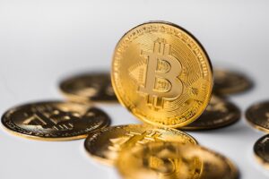 資産運用を始めるのに適した年齢はいつですか？